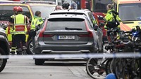 Polisi mengesampingkan kemungkinan motif teroris. Polisi mengatakan penembakan itu tampaknya terkait kelompok kriminal.
