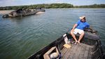 Sungai Mengering, Bangkai Kapal Perang Dunia II Muncul ke Permukaan