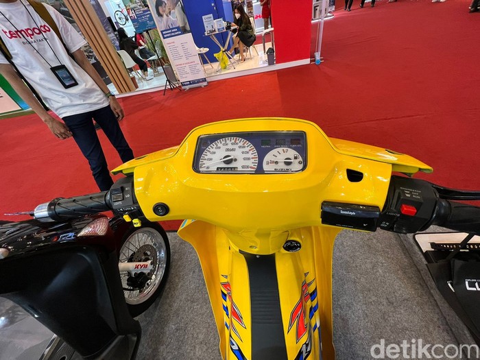 Suzuki Satria Lumba atau suzuki satria 2 tak berubah jadi listrik. Suzuki Satria Lumba atau suzuki satria 2 tak berubah jadi listrik.
