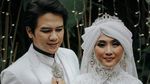 Jarang Terekspos, Ini Potret Cantiknya Istri Pesulap Merah