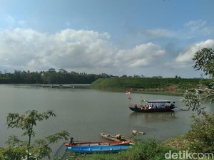 Waduk Dempok, Wisata Murah Meriah di Malang Favorit Pemancing
