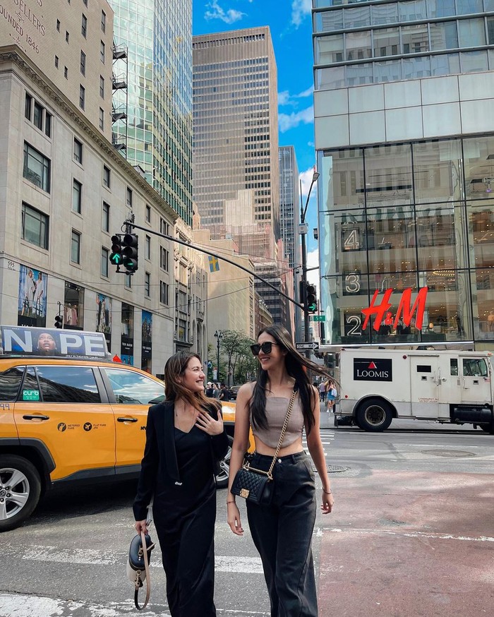 Anya Geraldine dan Pevita Pearce