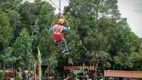 Wisata edukasi berbasis alam dan buatan yang ditopang produk kreatif serta ragam seni budaya membawa Desa Wisata Dayun di Kabupaten Siak, Provinsi Riau, masuk dalam 50 besar desa wisata terbaik Anugerah Desa Wisata Indonesia (ADWI) 2022.