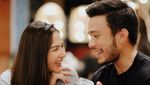 Potret Mesra Jessica Mila Saat Lomba Makan Kerupuk Bareng Yakup