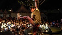 Sejalan dengan produk layanan keuangan terbaru milik Pos Indonesia, Pospay, yang ditujukan bagi Generasi Z, Pos Indonesia turut serta dalam mendukung kembalinya konser musik di ruang publik.  