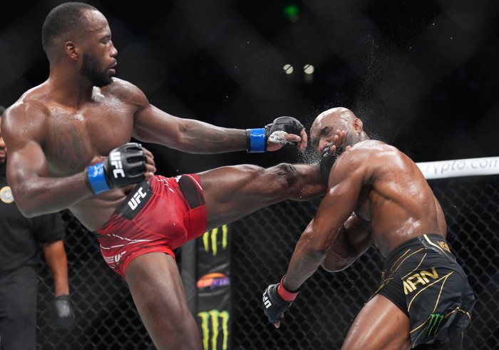 SALT LAKE CITY, UTAH - AUGUST 20: (L-R) Kamaru Usman of Nigeria and Leon Edwards of Jamaica face off prio to their UFC welterweight championship fight during the UFC 278 event at Vivint Arena on August 20, 2022 in Salt Lake City, Utah. (Photo by Josh Hedges/Zuffa LLC)