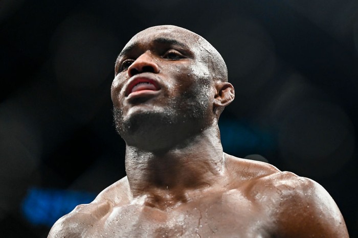 SALT LAKE CITY, UTAH - AUGUST 20: (L-R) Kamaru Usman of Nigeria and Leon Edwards of Jamaica face off prio to their UFC welterweight championship fight during the UFC 278 event at Vivint Arena on August 20, 2022 in Salt Lake City, Utah. (Photo by Josh Hedges/Zuffa LLC)