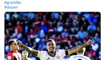 Pesan dari Gabriel Jesus di Twitter. Kemenangan away yang bagus, sangat penting. Boys, mari terus menang, cetusnya. Foto: Twitter