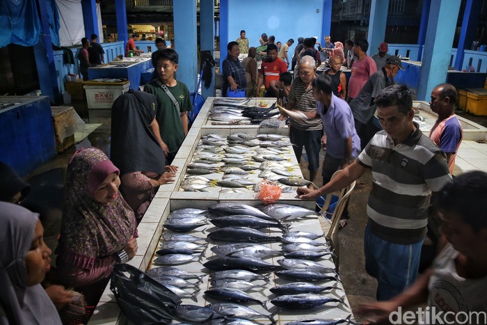 Pasar Ikan Tarempa