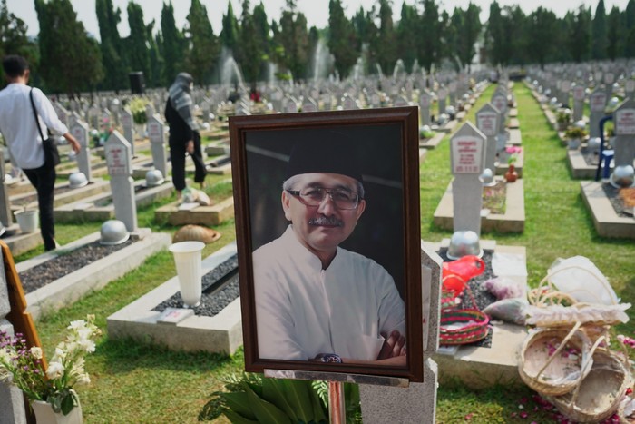 Pemakaman Hermanto Dardak di TMP Kalibata, Jakarta Selatan. Pemakaman Hermanto Dardak di TMP Kalibata, Jakarta Selatan.