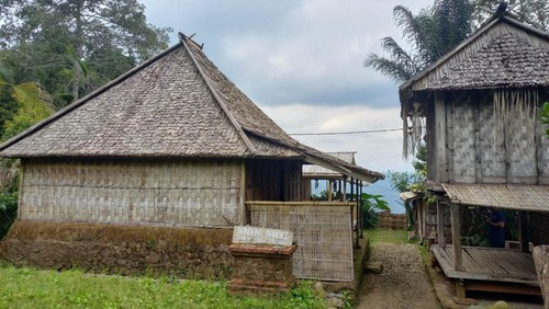 Rumah Adat Bandung Rangki Desa Pedawa, Kecamatan Banjar, Kabupaten Buleleng, Bali.
