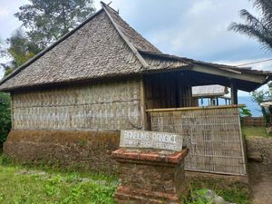 Uniknya Rumah Adat Bandung Rangki di Desa Pedawa Buleleng