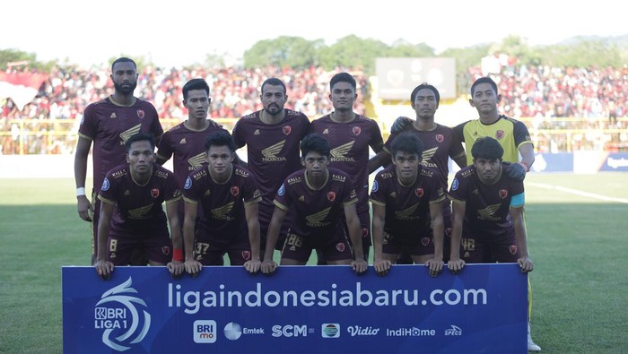 Starting Line Up PSM Makassar Vs Arema FC