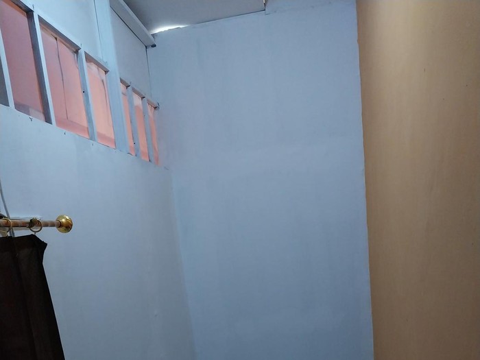 Unggahan viral kos harga 9 juta tidak ada WifFi, wc di luar dan tidak termasuk listrik. Unggahan viral kos harga 9 juta tidak ada WifFi, wc di luar dan tidak termasuk listrik.