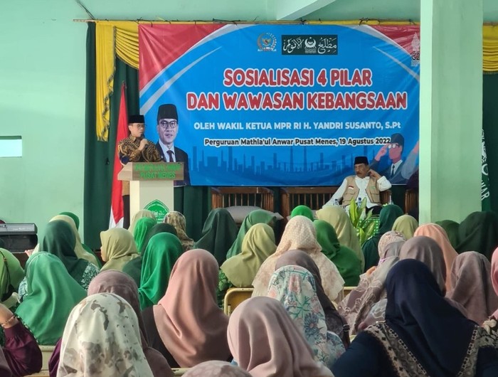 Wakil Ketua MPR Yandri Susanto