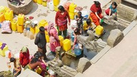 Dari Nepal, ada Hitis (air mancur) dari Lembah Kathmandu. Air mancur tradisional ini berada sejak abad ke-6 M. Saat ini hanya sebagian dari air mancur ini yang masih mengelurkan air. Pembangunan berkelanjutan juga mengancam keberadaan situs ini. (Biris Paul Silviu/Getty Images)