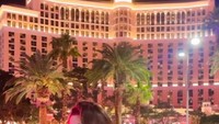 Terakhir ada momennya saat ulang tahun. Ayu Aulia mendapat kejutan kue ulang tahun saat sedang liburan di Las Vegas.   Foto: Instagram @ayuaulia5252