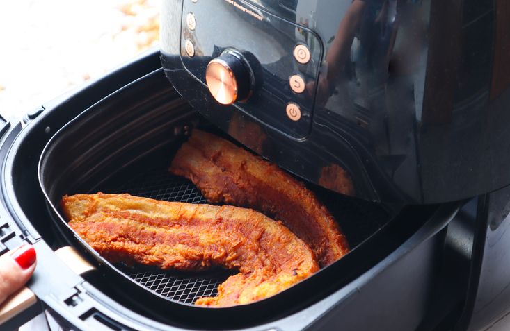 Bapak-bapak! Ini Lho Beda Microwave, Oven, dan Air Fryer