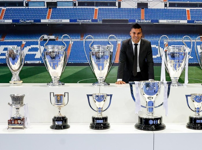 MADRID, SPAIN - AUGUST 22: Carlos Casemiro at Real Madrid Tribute and Farewell to Carlos Casemiro at Estadio Santiago Bernabeu on August 22, 2022 in Madrid, Spain. (Photo by Helios de la Rubia/Real Madrid via Getty Images)
