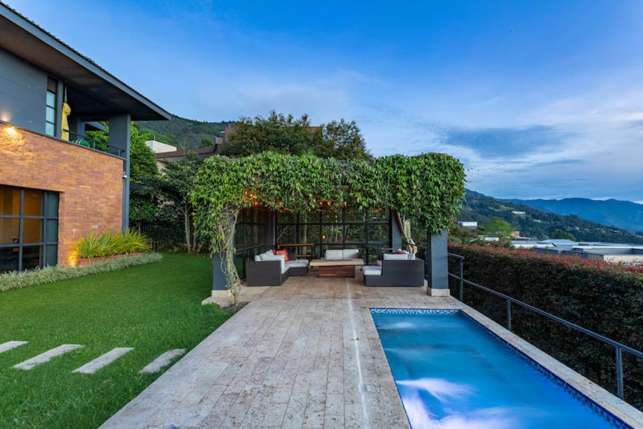Contoh teras rumah minimalis.