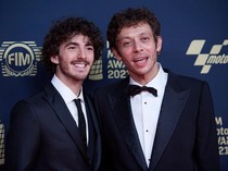 Francesco Bagnaia Mirip Valentino Rossi