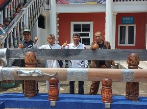 Golok 7 Meter yang Mejeng di Karawang Ternyata dari Sukabumi