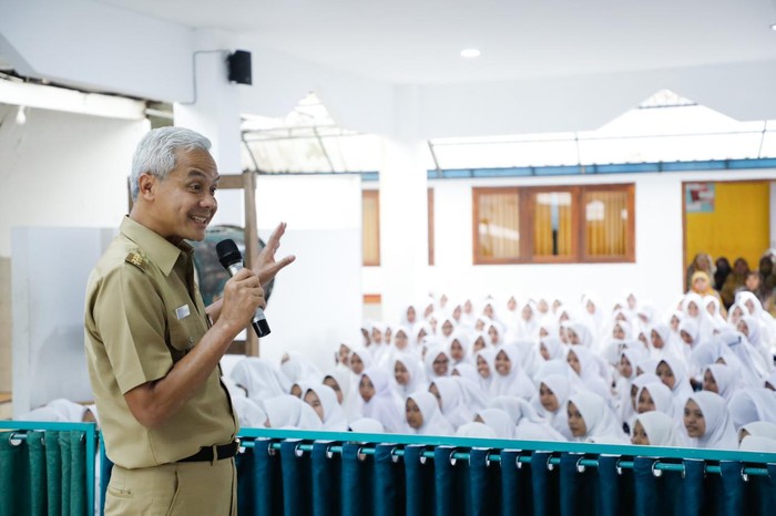 Gubernur Jawa Tengah (Jateng) Ganjar Pranowo