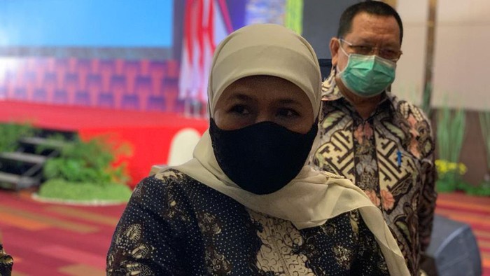 Gubernur Khofifah
