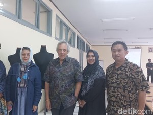 Mahasiswa Selandia Baru Belajar Busana Muslim di IFI Bandung
