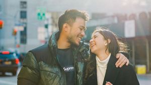 8 Kemesraan Jessica Mila-Yakup Hasibuan Dari Pacaran Hingga Dilamar Romantis