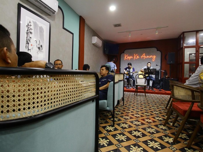 kedai kopi ko acung