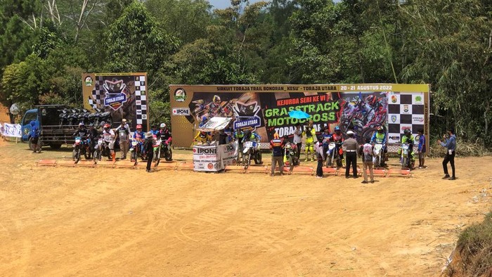 Kejuaraan Daerah (Kejurda) seri VI Grasstrack Motocross Toraja Utara, Sulawesi Selatan (Sulsel).