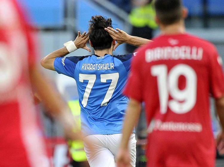 Khvicha Kvaratskhelia, Jagoan Baru di Liga Italia