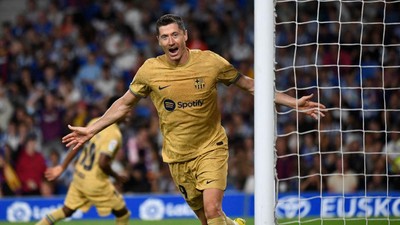 Lewandowski Dua Gol, Barcelona Pecundangi Real Sociedad 4-1