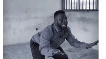 Kiper Chelsea Benjamin Mendy blunder dan membuat Chelsea kalah. Foto: Twitter