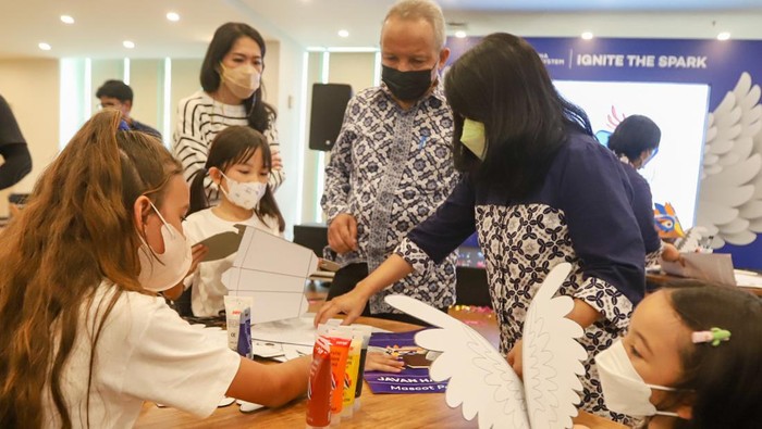 Sampoerna Academy dan Sampoerna University Hadirkan Maskot Baru Terinpirasi dari Elang Endemik Indonesi.