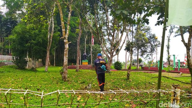 Situs Geger Hanjuang di Tasikmalaya.
