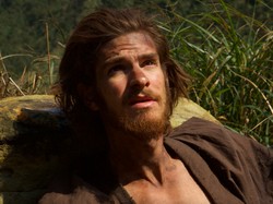 Foto Transformasi Andrew Garfield Jadi Pendeta, Rela Puasa Seks