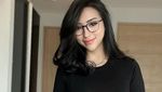 Si Seksi Angela Lorenza yang Konsisten Gombal