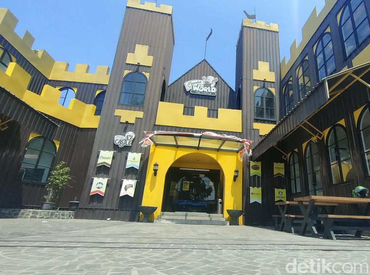 Potret Toko Cokelat Khas Garut yang Dulu Ramai, tapi Kini Sepi