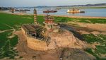 Dulu Pagoda di China Ini Ada di Tengah Danau, Kini Dikepung Kekeringan