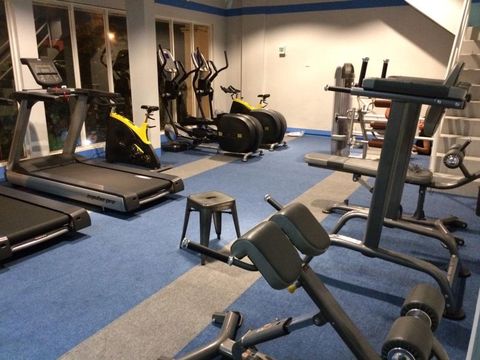 tempat fitness di surabaya