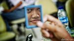 Begini Ekspresi Siswa SMA di Jakut Saat Foto e-KTP