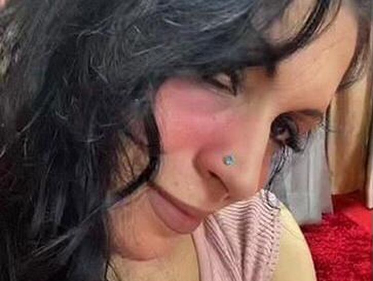 10 Fakta Kak Jill, Penjual Gorden Viral 10 Gelombang Kanan 10 Gelombang Kiri