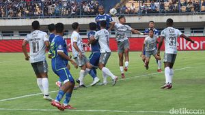 Dapat Dua Penalti, Persib Kalah 2-3 dari 10 Pemain Bali United