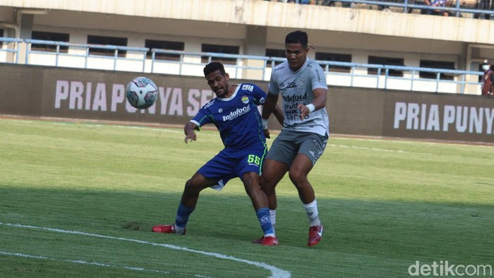 Laga Persib Bandung vs Bali United di Stadion Gelora Bandung Lautan Api (GBLA), Selasa (23/8/2022). Laga Persib Bandung vs Bali United di Stadion Gelora Bandung Lautan Api (GBLA), Selasa (23/8/2022).