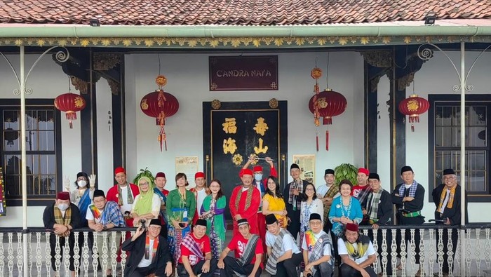 Lembaga Fotografi Candra Naya (LFCN) menjalankan event legendaris Salon Foto Indonesia ke-42. Sebelumnya LFCN jadi penyelenggara Salon Foto pertama tahun 1973.
