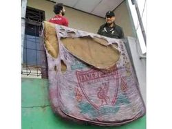 Meme Kocak Manchester United Bantai Liverpool di Old Trafford