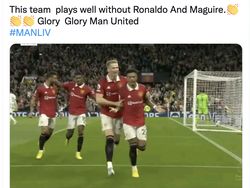 Meme Harry Maguire Cocok Banget di Bangku Cadangan