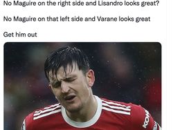 Meme Harry Maguire Cocok Banget di Bangku Cadangan